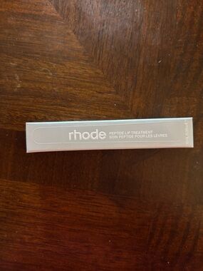 RHODE Peptide Lip Treatment - Silver Packaging